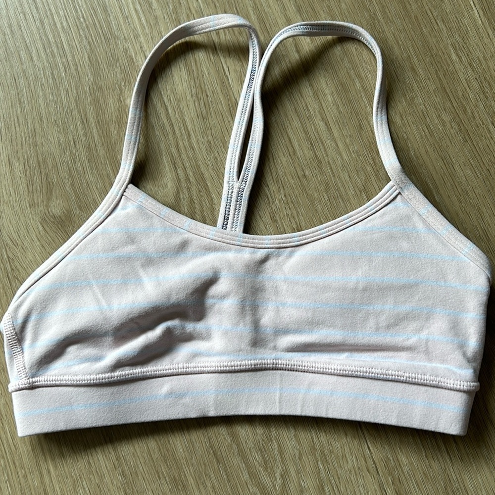 Lululemon sports bra size 2